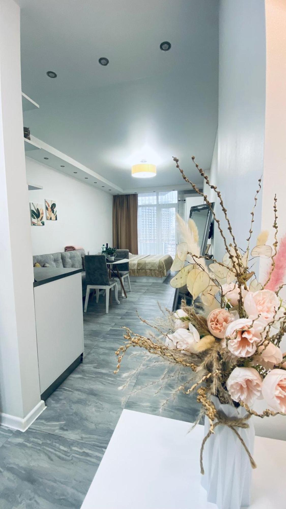 Pirosmani 18D, 12 Floor Apartment Batumi Exterior photo